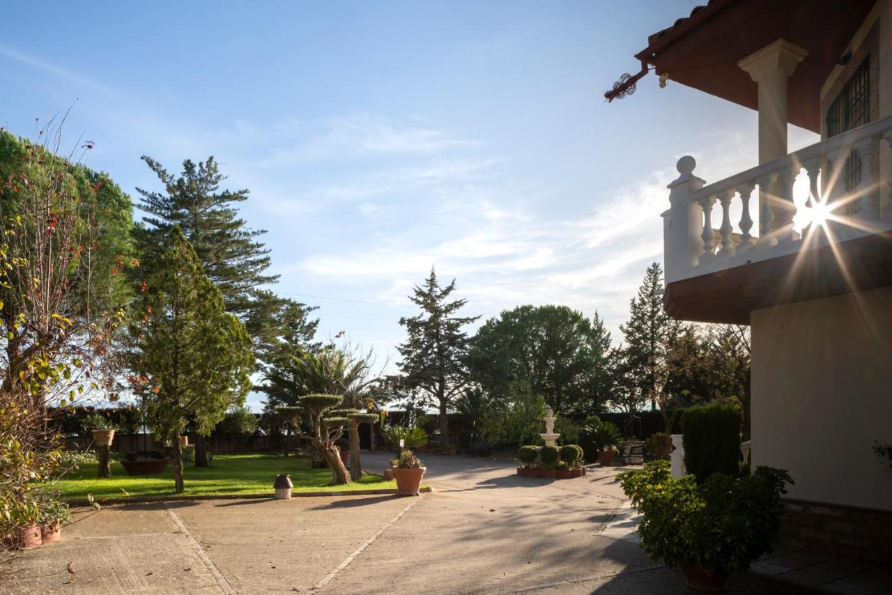 Vivienda Turistica Rural Mari Carmen Villa Baeza Exteriör bild